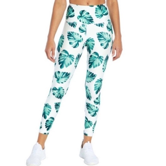 NWT Wildfox Luxe Legging Tropical Banana Leaves White and Green S & M - Picture 1 of 8
